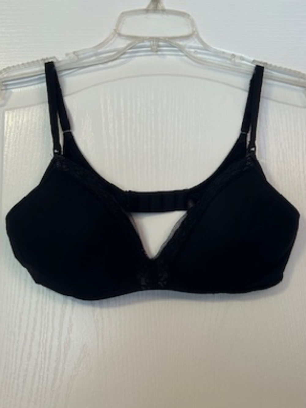 Natori black nursing bra with lace - 36C
